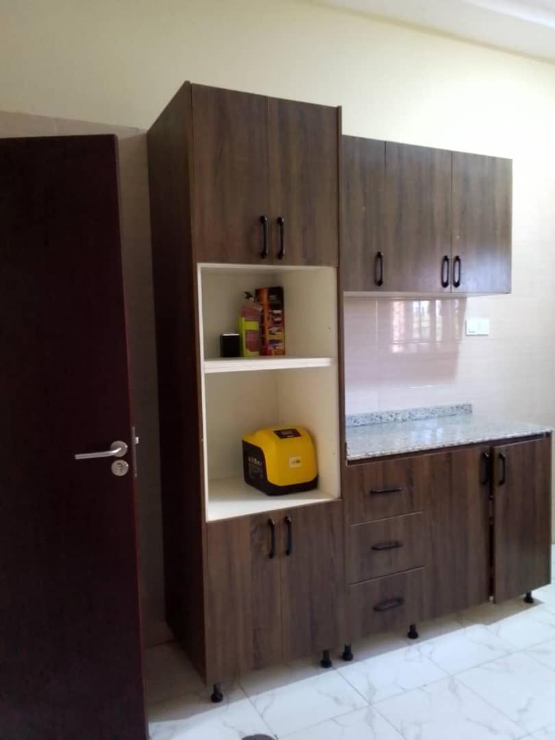 Dumeros Abuja Esterno foto